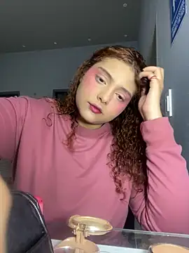 SamanthaaReed online show from 11-18-25, 04:16