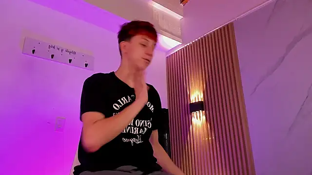 Snapshot of IM_DAREN chatting on 02-11-26, 03:06 IM DAREN online show from 02-11-26, 03:06