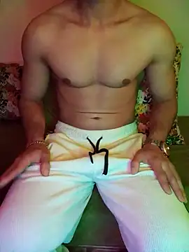 samio37 online show from 04-18-26, 04:09