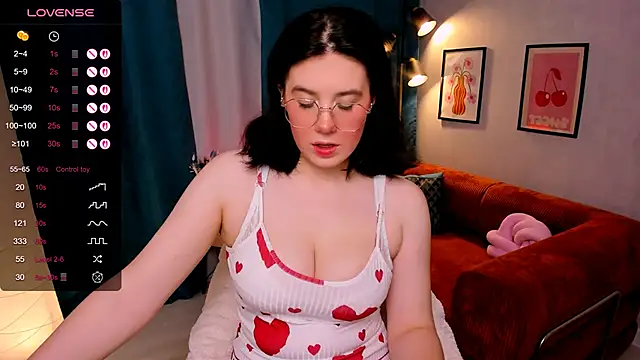 BellaCaress online show from 06-21-26, 02:28