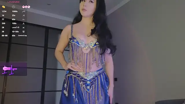 lunajii online show from 10-11-25, 03:07