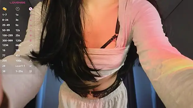 Snapshot of lunajii chatting on 06-06-26, 02:39 lunajii online show from 06-06-26, 02:39