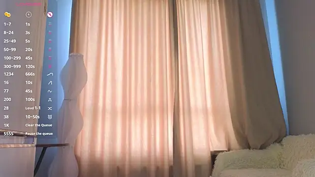 lunajii online show from 05-19-26, 04:08