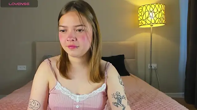 patriciapink online show from 09-18-25, 08:28