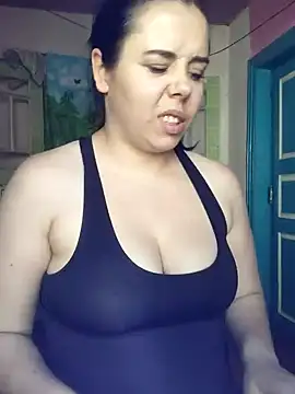 CutieMarine online show from 10-31-25, 10:45