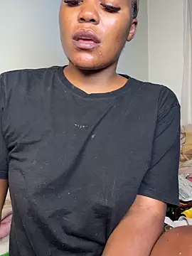 Kikie23 online show from 05-19-26, 02:57