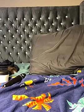 Kikie23 online show from 10-25-25, 03:45