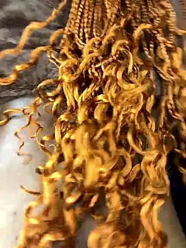 Kikie23 online show from 11-19-25, 08:31