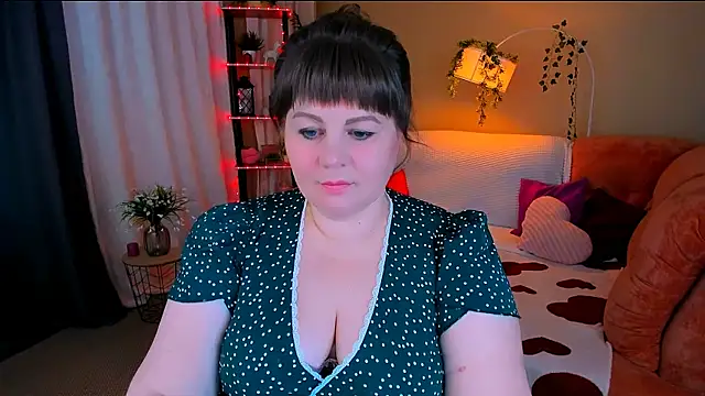 CrystaalStaar online show from 05-26-26, 06:39