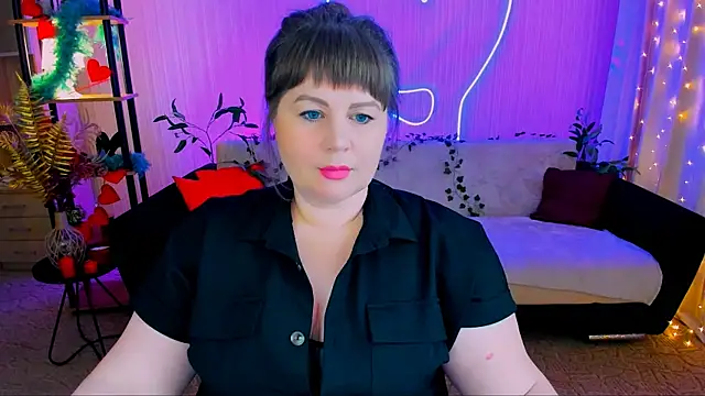 CrystaalStaar online show from 05-22-26, 06:28