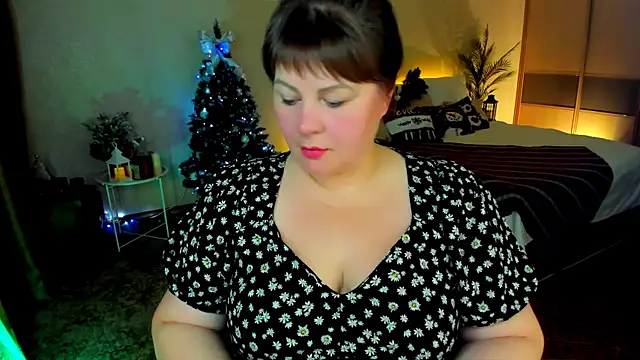 CrystaalStaar online show from 12-15-25, 08:47