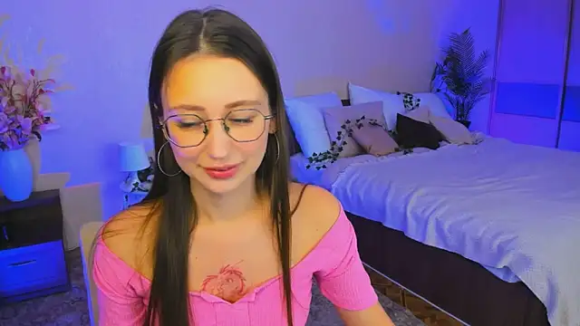 YourLovellyStory online show from 10-02-25, 11:24