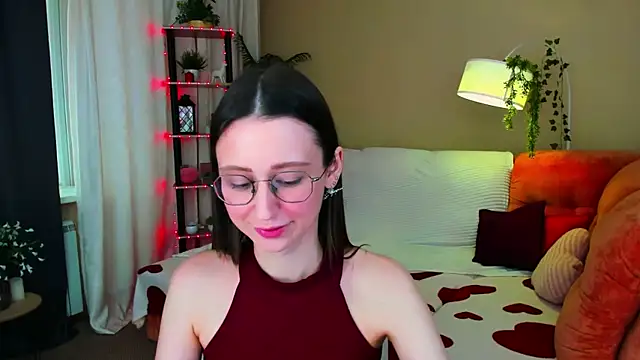 YourLovellyStory online show from 06-20-26, 11:37