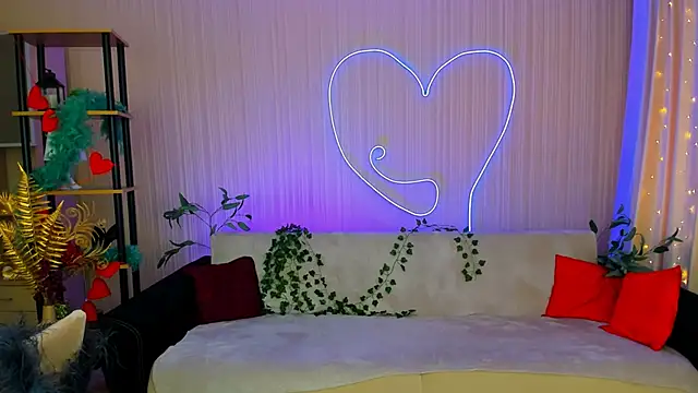 YourLovellyStory online show from 05-27-26, 12:23