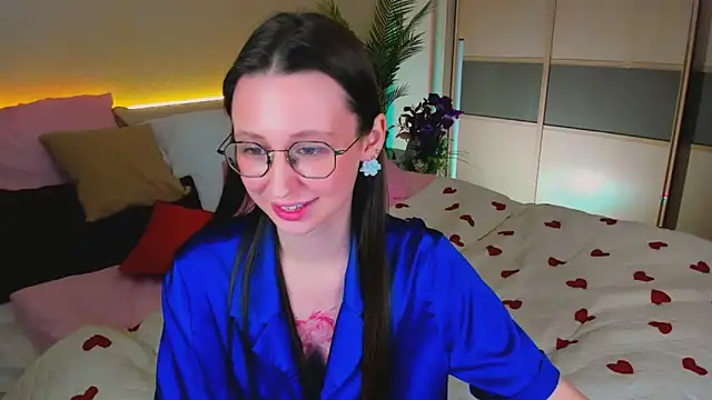 YourLovellyStory online show from 03-11-26, 11:26