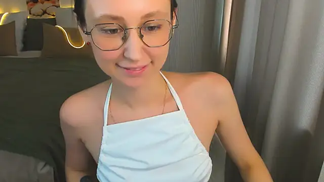 YourLovellyStory online show from 07-08-26, 12:28