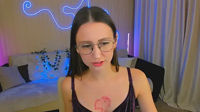 YourLovellyStory online show from 09-29-25, 07:41