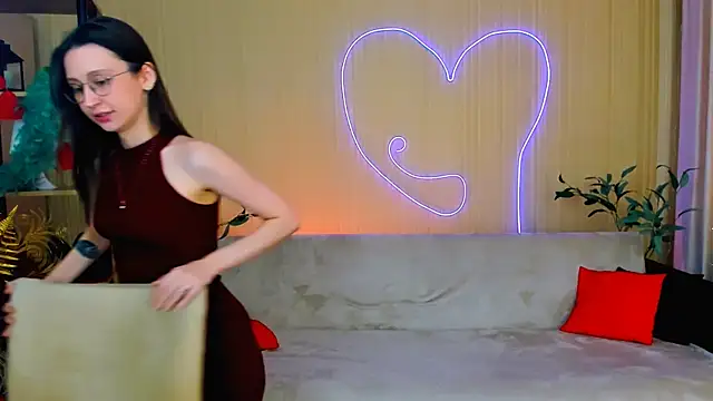 YourLovellyStory online show from 06-27-26, 12:33