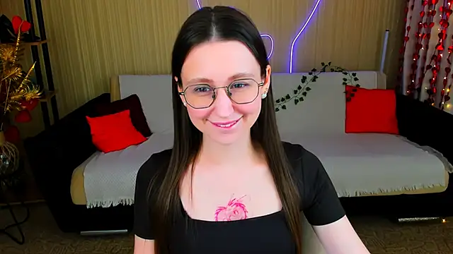 YourLovellyStory online show from 03-25-26, 04:17