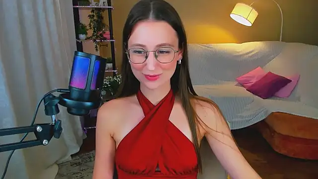 YourLovellyStory online show from 10-19-25, 04:21