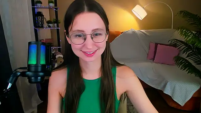 YourLovellyStory online show from 12-01-25, 04:30