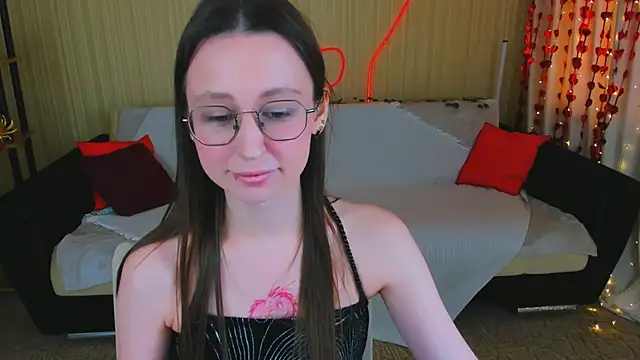 YourLovellyStory online show from 03-14-26, 12:00