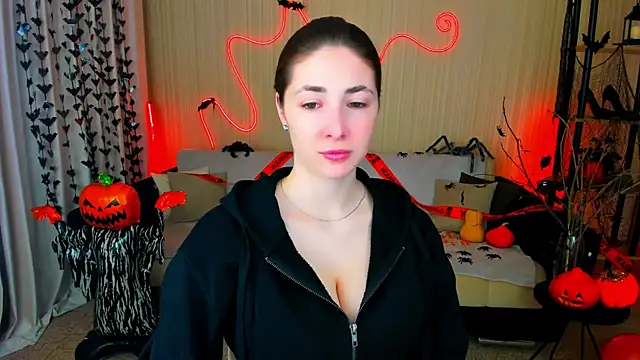 SensitiveSooul online show from 10-27-25, 04:35