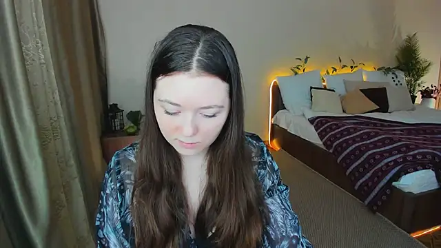 AlluringLookk online show from 02-05-26, 09:27