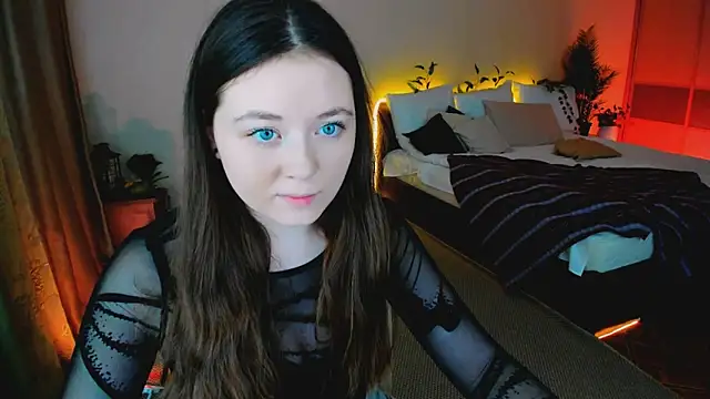 AlluringLookk online show from 02-08-26, 04:37