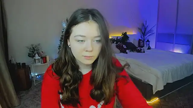 AlluringLookk online show from 12-17-25, 06:18