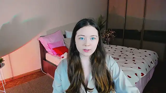 AlluringLookk online show from 04-12-26, 04:43