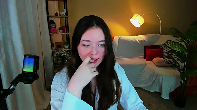 AlluringLookk online show from 02-19-26, 05:32