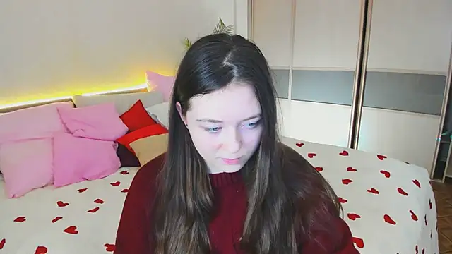 AlluringLookk online show from 03-19-26, 04:40