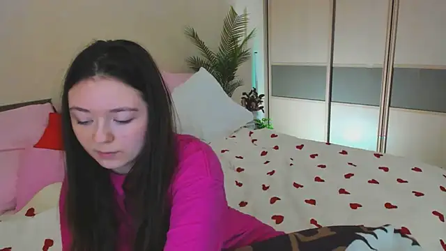 AlluringLookk online show from 03-21-26, 04:57