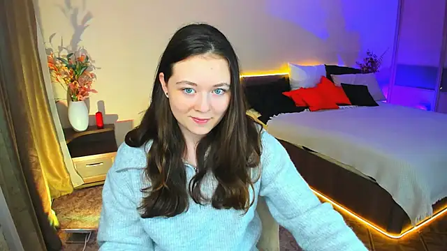 AlluringLookk online show from 11-06-25, 12:09