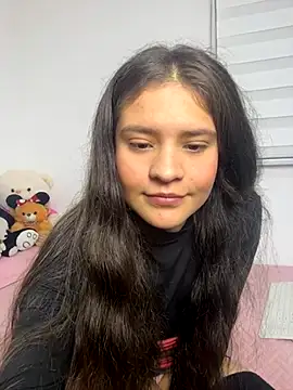 Emilyybennet  online show from 09-19-25, 02:48