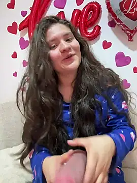 Emilyybennet  online show from 02-12-26, 04:01