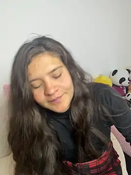 Emilyybennet  online show from 11-07-25, 10:03