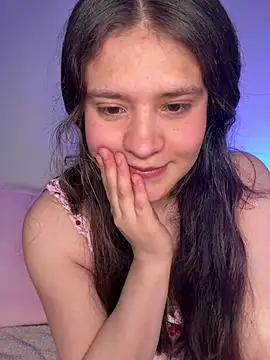 Emilyybennet  online show from 07-25-26, 02:30