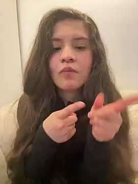 Emilyybennet  online show from 05-02-26, 01:11