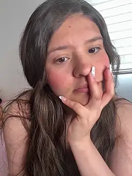Emilyybennet  online show from 06-09-26, 07:48