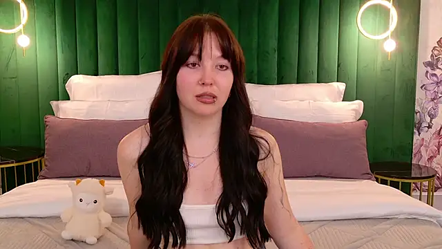 VanessaFields online show from 09-19-25, 03:05