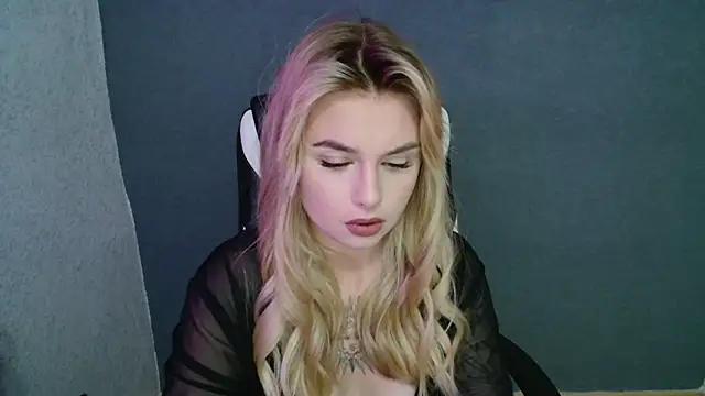 AngelicaHollywood online show from 09-08-25, 08:08