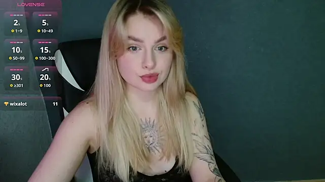 AngelicaHollywood online show from 10-05-25, 08:43