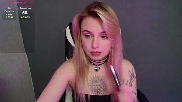 AngelicaHollywood online show from 10-02-25, 08:01