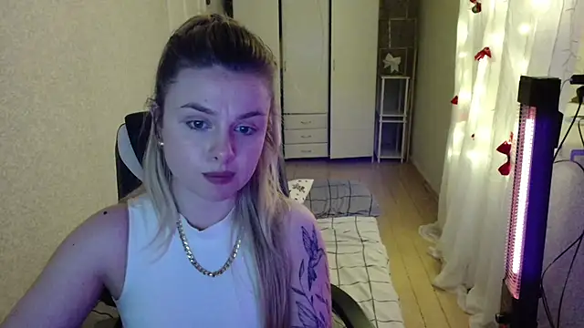 AngelicaHollywood online show from 12-16-25, 08:13