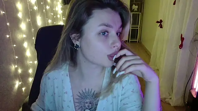 AngelicaHollywood online show from 12-21-25, 08:20