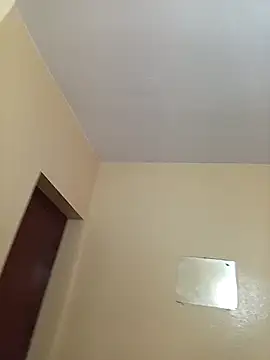 Snapshot of ziyadmomo chatting on 10-29-25, 04:33 ziyadmomo online show from 10-29-25, 04:33