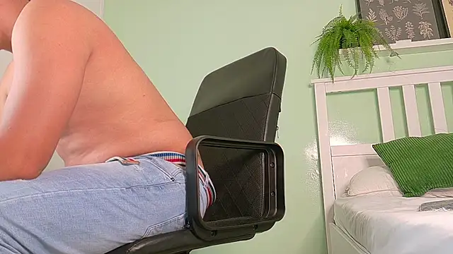 MrFox   online show from 09-12-25, 07:35