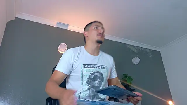 MrFox   online show from 11-01-25, 07:19